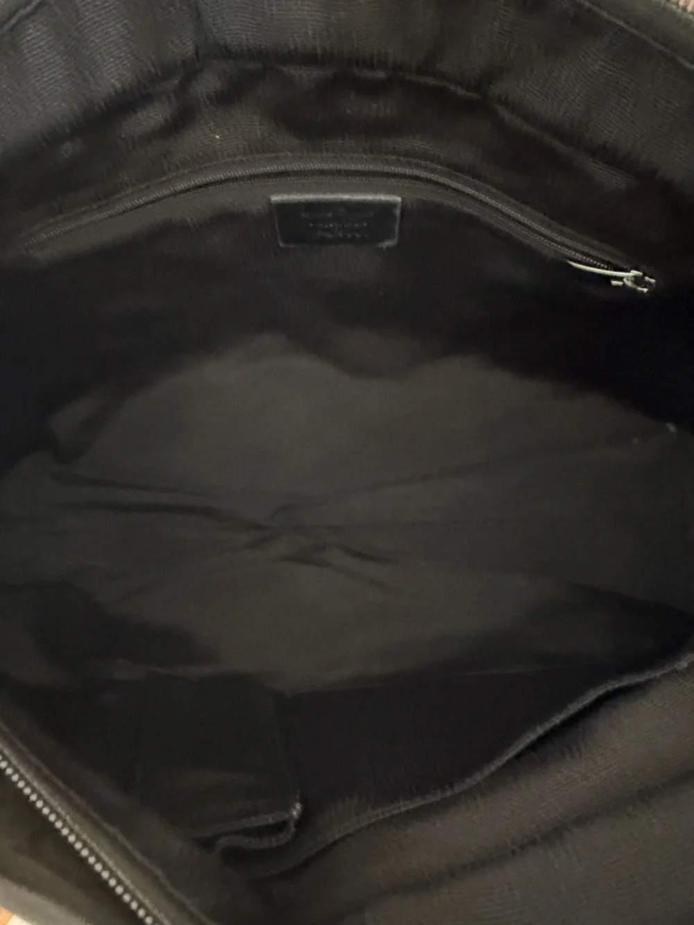 Authentic Ferragamo Black Logo Jacquard Tote with Silver Hardware - Picture 6 of 7